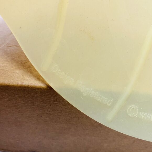 Charles Viancin Paris Silicone Handled Vintage Lily-Pad Design 10” Food Cover - Picture 5 of 9